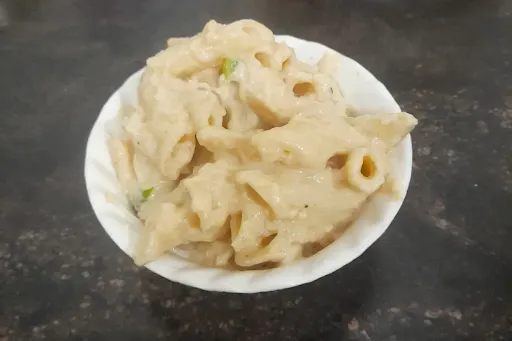 White Sauce Pasta