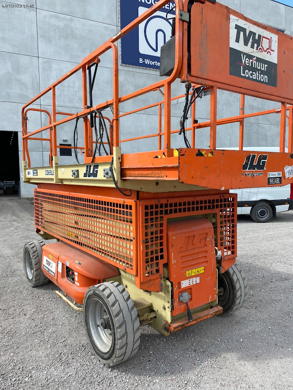 Picture of a JLG 3369LE