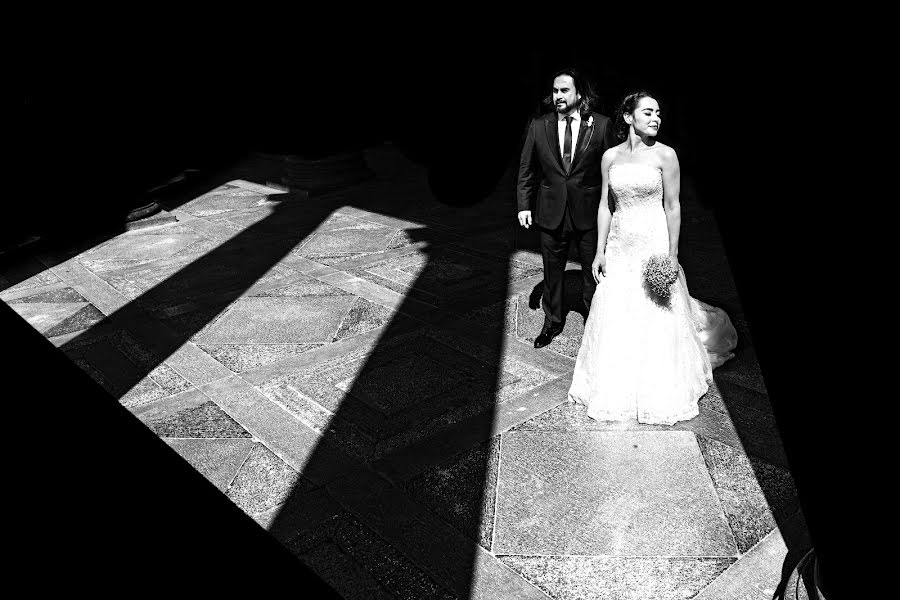 Fotografo di matrimoni Jonathan Solorzano (jonasolorzano). Foto del 10 novembre 2023