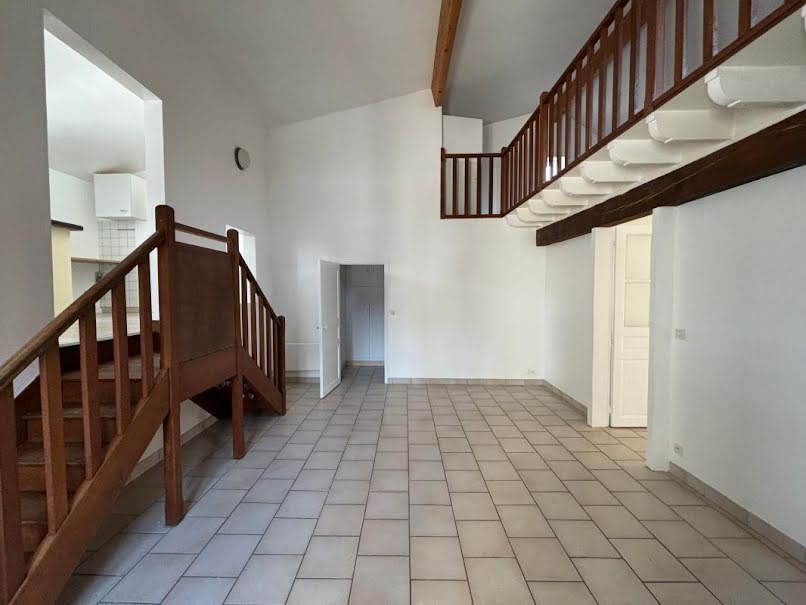 Location  appartement 4 pièces 114 m² à Chateau-thierry (02400), 780 €