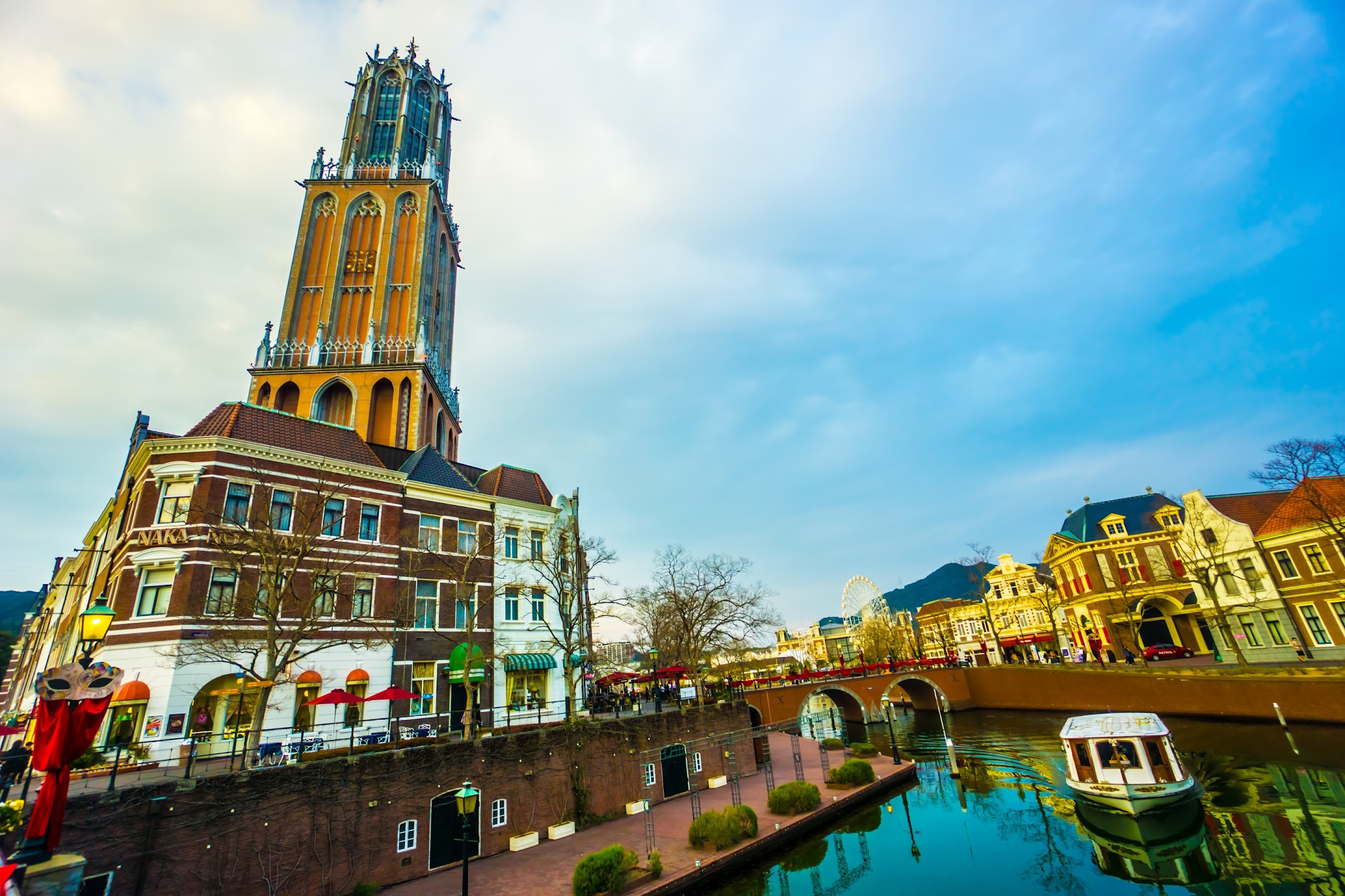 Huis Ten Bosch Canal Cruiser sundown1