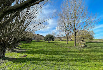 ferme à Luxeuil-les-Bains (70)