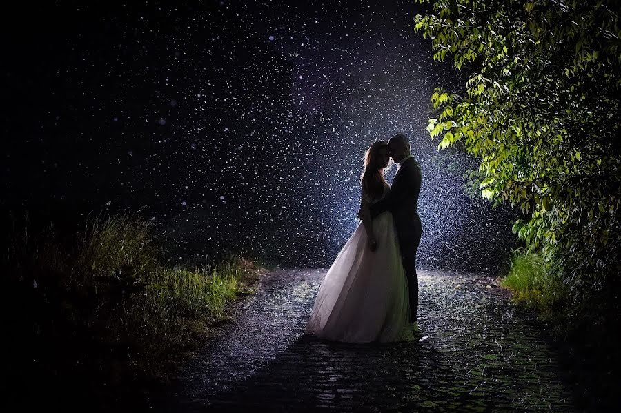 Fotógrafo de bodas Tudor Bolnavu (tudorbolnavu). Foto del 28 de septiembre 2016