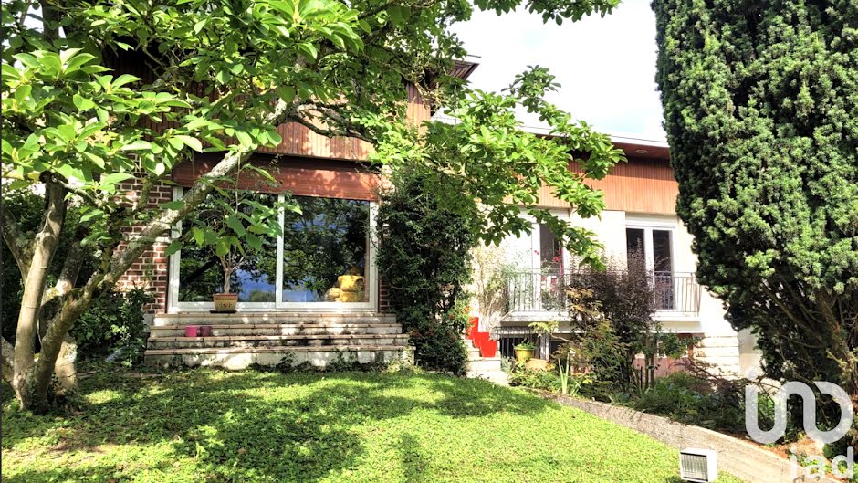 Vente maison 7 pièces 147 m² à Jouy-en-Josas (78350), 670 000 €