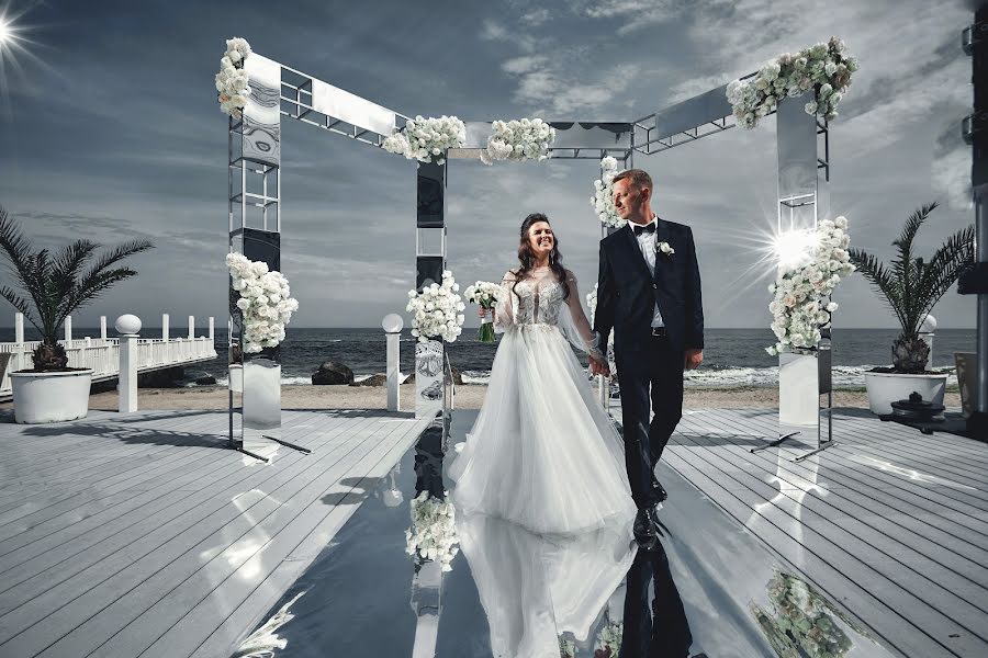 Wedding photographer Maks Kirilenko (mk10). Photo of 27 May 2019