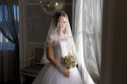 Wedding photographer Anna Chervonec (luchik84). Photo of 21 February 2022