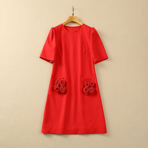 Title 10, Two Pockets Loose Waist Short Sleeve Dress