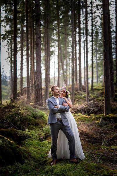 Fotógrafo de casamento Stanisław Gwizdak (sgwizdak). Foto de 14 de março 2021