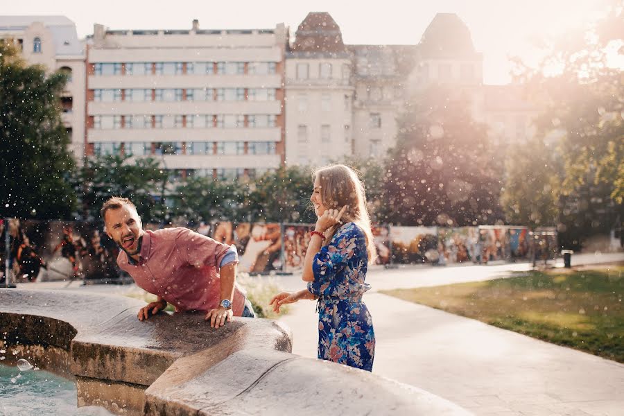 Fotógrafo de casamento Viktoriya Yanushevich (vikayanuahevych). Foto de 5 de março 2020