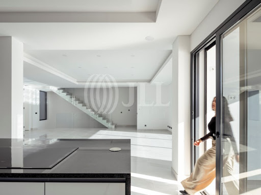 Maison avec jardin et terrasse 5