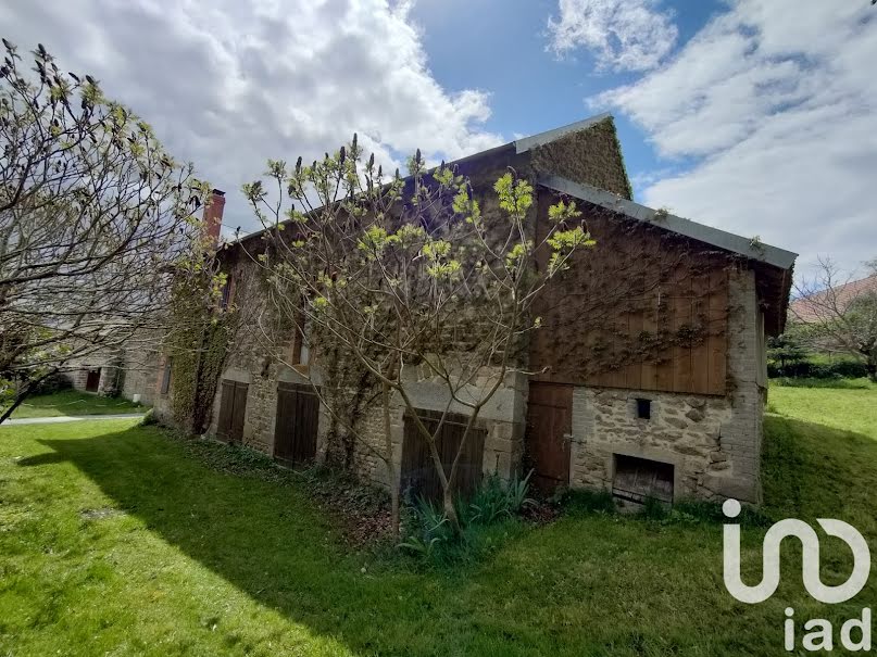 Vente ferme 6 pièces 73 m² à Le Donzeil (23480), 110 000 €