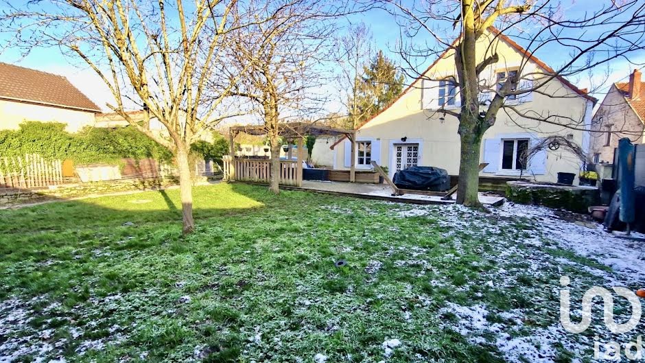 Vente maison 5 pièces 126 m² à La Croix-en-Brie (77370), 249 990 €