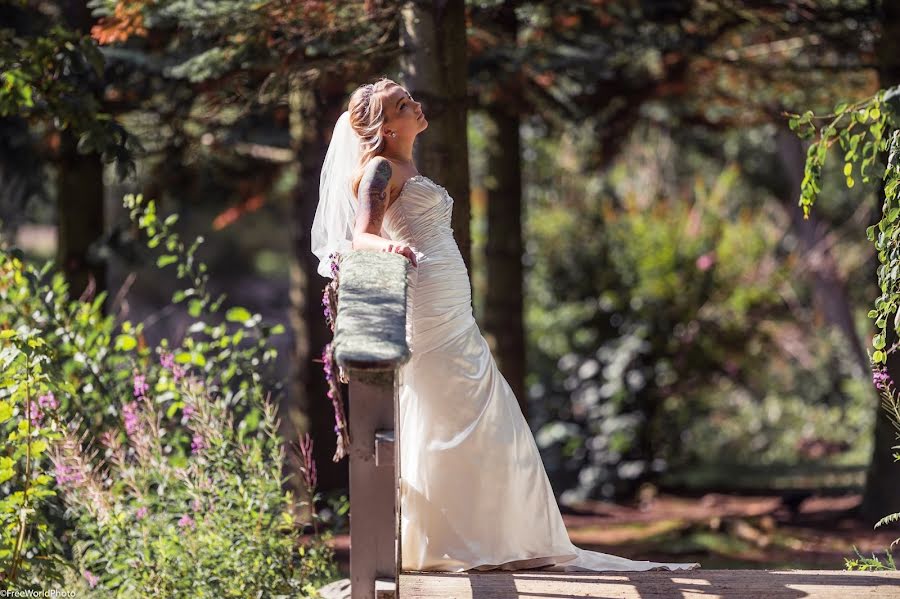 Wedding photographer Paulius Lekacinskas (freeworldphoto). Photo of 19 April 2019