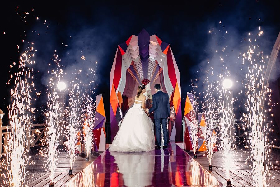 Fotógrafo de bodas Natalya Legenda (legenda). Foto del 17 de agosto 2016