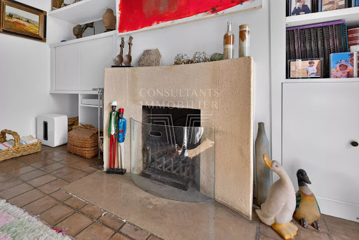 Apartment 5
