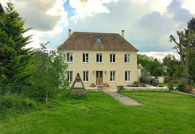 Maison avec piscine et terrasse 6