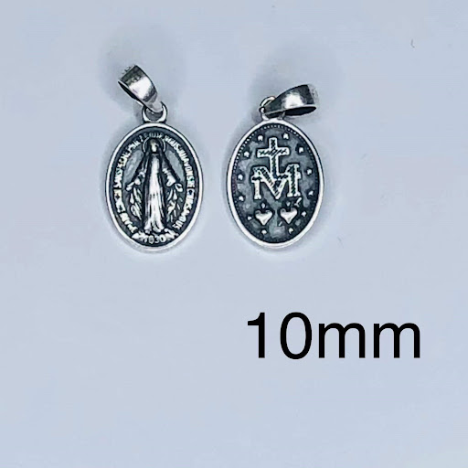Title 1, Sterling Silver Egg Pendant A timeless piece of...