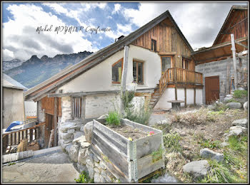 maison à La Roche-de-Rame (05)