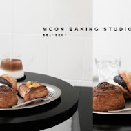 Moon Baking studio