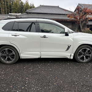 カローラクロス ZVG15
