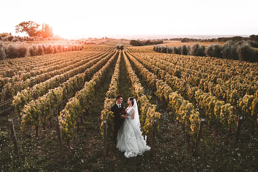 Fotografo di matrimoni Alessio Nobili (alessionobili). Foto del 26 novembre 2019