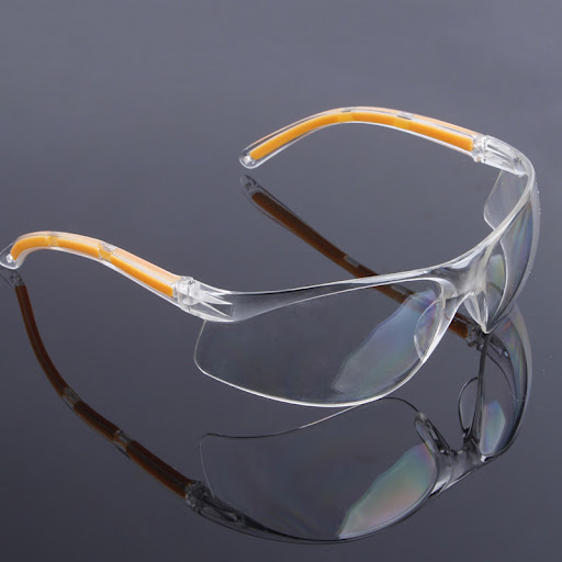 Title 2, Transparent labor protection goggles for clear ...