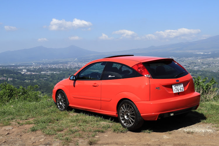 フォーカスのSVT focus・富士山と愛車・滝・越境に関するカスタム事例の投稿画像2枚目