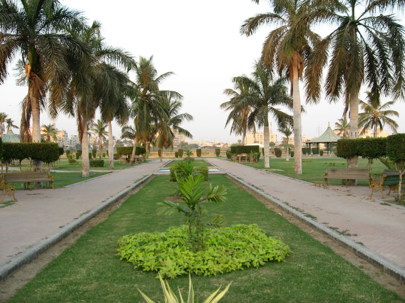 Aziz Bhatti Park