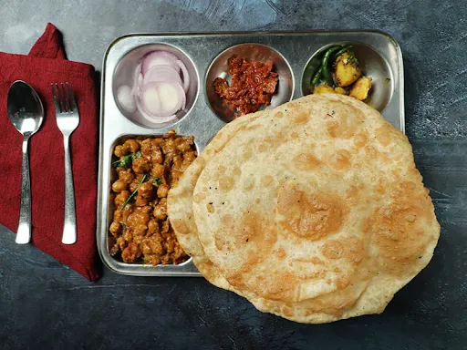 Dilli Special Chole Bhature