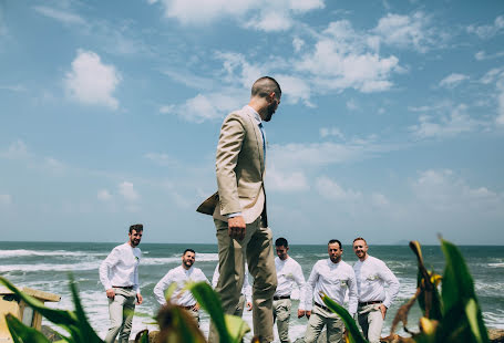 Fotógrafo de casamento Trung Dinh (ruxatphotography). Foto de 9 de fevereiro 2019