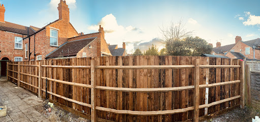 50ft Feather Edge Using Brown Timber In Northampton