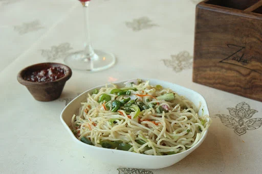 Veg Hakka Noodles