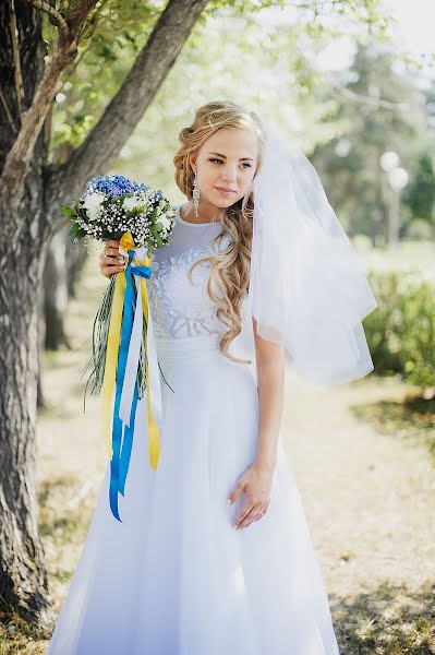 Fotógrafo de casamento Sergey Vokhmincev (svshot). Foto de 31 de agosto 2014