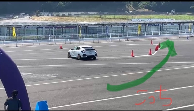シビックのオートテスト・エンケイ・シビックハッチバック・FK7・シビックに関するカスタム事例の投稿画像3枚目