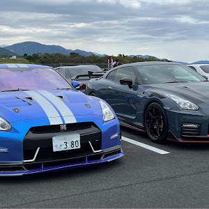 NISSAN GT-R R35