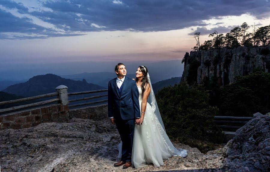 Fotografo di matrimoni Emmanuel Ortiz (emmartiz). Foto del 21 gennaio 2023