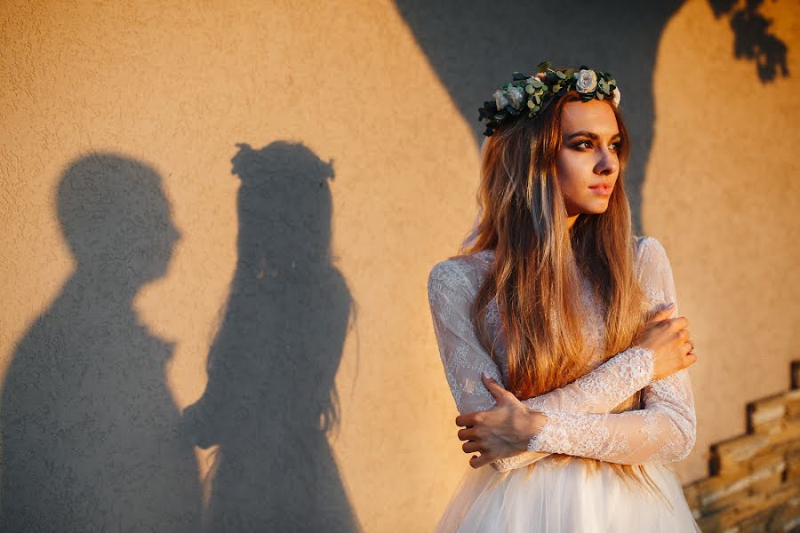 Fotógrafo de casamento Tolik Boev (tolikboev). Foto de 25 de agosto 2017