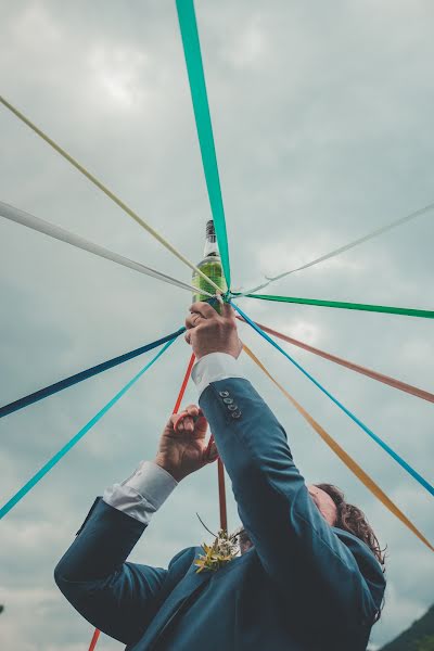 Jurufoto perkahwinan Clovis Theeda Huet (seijimoristudio). Foto pada 18 Mei 2022