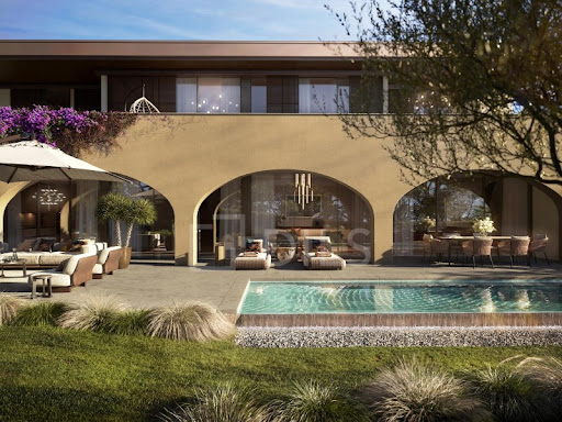 House with pool 2