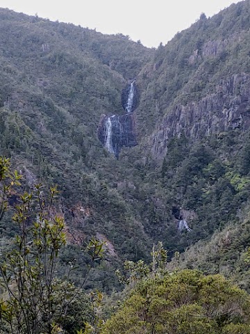 Billygoat Landing Waterfall Lookout