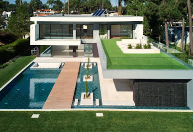 House with pool 2