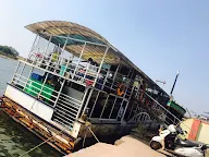 Cruise N Dine - The Floating Restaurant photo 3