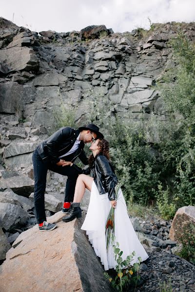 Wedding photographer Kseniya Zuevich (ks7794). Photo of 12 March 2020