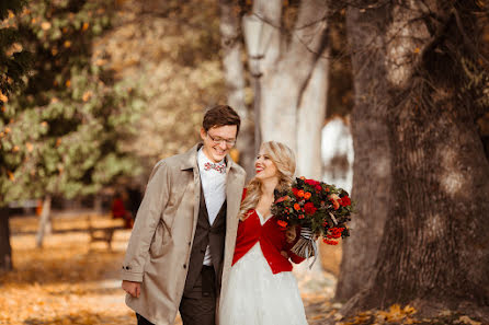 Fotógrafo de casamento Viktoriya Petrenko (vi4i). Foto de 18 de maio 2015