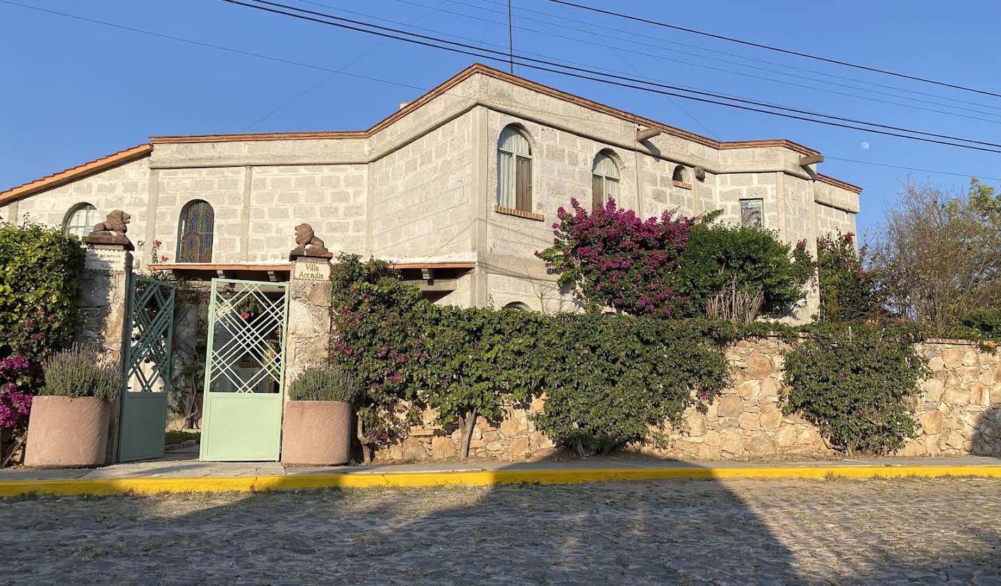 House with garden and terrace Tequisquiapan