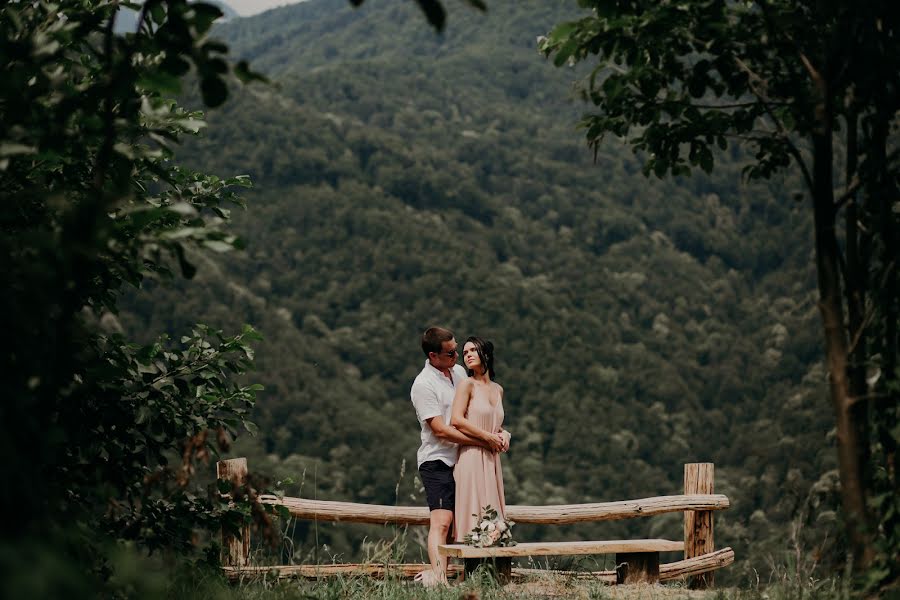 Fotograful de nuntă Kirill Guzhvinskiy (lokiast). Fotografia din 12 iunie 2019