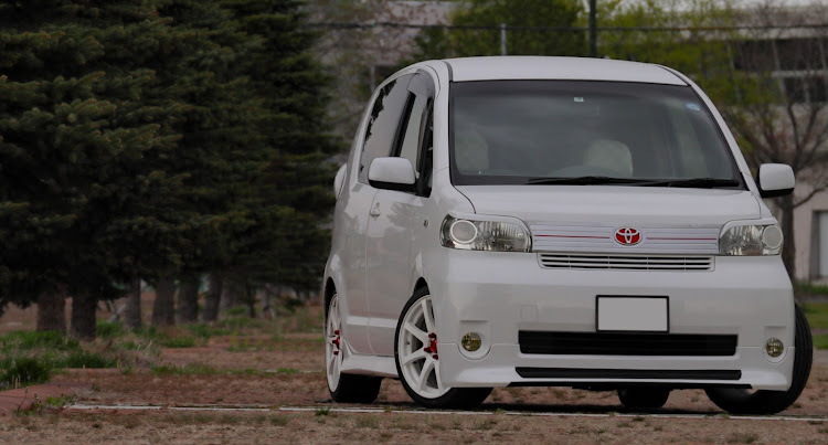 ポルテのカメ活・cartunefriends・一眼のきっかけ・写り込みに関するカスタム事例の投稿画像2枚目