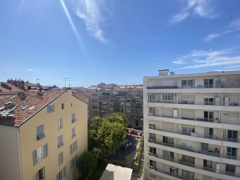 Location  appartement  21.38 m² à Nice (06000), 750 €