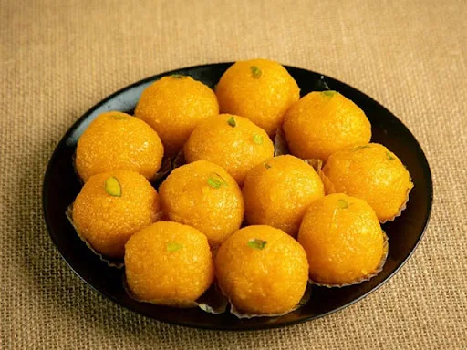 Motichur Laddu