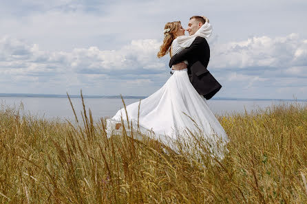 Fotografo di matrimoni Polina Nikitina (amyleea2ls). Foto del 9 aprile 2023